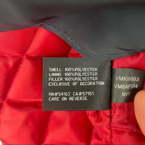 Vince Camuto New Navy with Red Lining Size Small - Picture 7 of 16